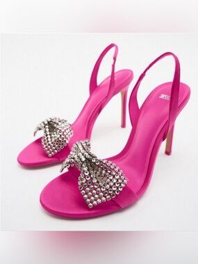 NWOT ZARA FUCHSIA RHINESTONE BOW HEELS IN SIZE 38
